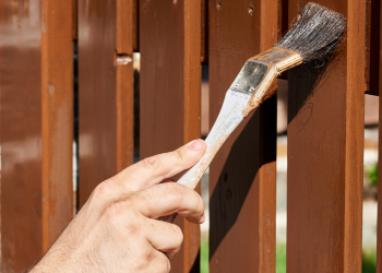 fence painting
